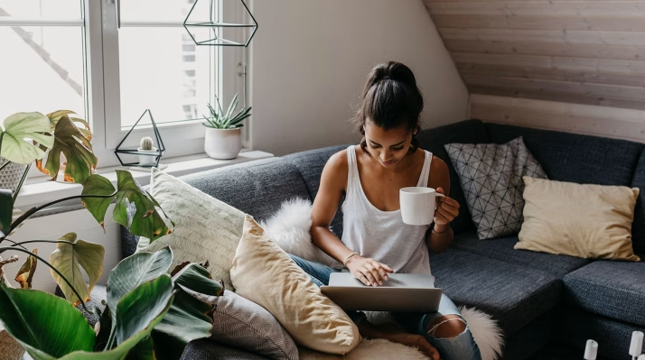 37 percent of Remote Workers Would Quit Over an RTO Policy, but Culture Events Could Keep Them Connected Blog Image